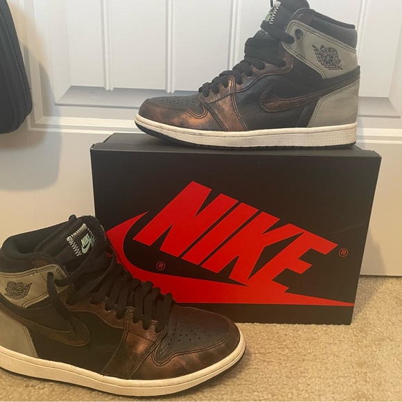 Jordan Other - Air Jordan 1 high Patina Rust shadow size 8 MINT condition